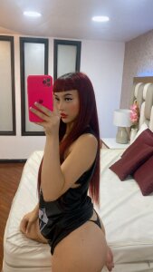 iam_scarlett_hot You are dangerously unforgettable Pic 2