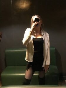 CrystaLuna69 Public Gambar 2