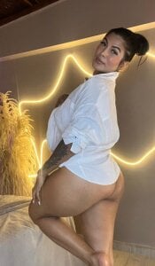 Silvermistt sexy lady con camisa blanca Pic 2