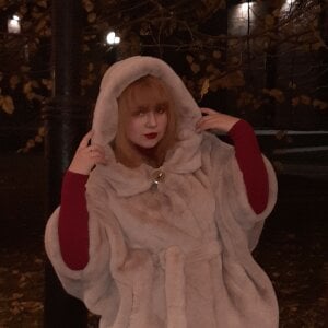 DianaJacobs Public Pic