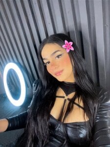 Chloebunny__ Public Pic 4