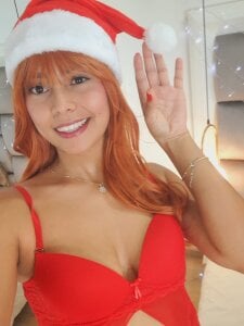 gaby_smit__ christmas girl Pic 3