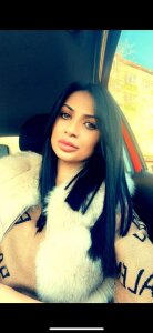Elly_Wet_Pussy Public Pic