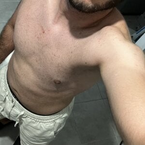 Noxial_Red 😋 Pic 3