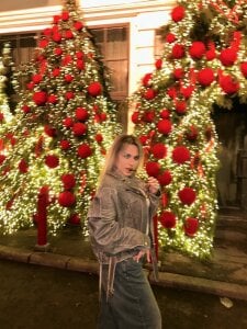 KayaAzur Will you unwrap me for Christmas?🎁 Pic 6