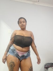 LICKABLETASH98 Public Pic