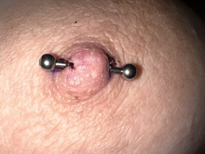 My New Piercings - Healing Processes until 31/12/2024 de CurvyAnonymousGirl89  3 photos