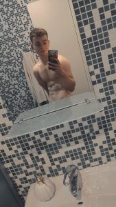 Happydeimos Public Poză 6