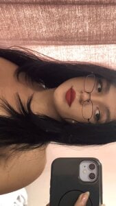 jeimy_garcia Glasses Pic 2