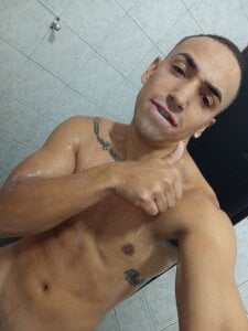 james_levi18Public Bild 9