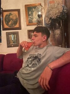 Lucca_Miller Relaxed 사진