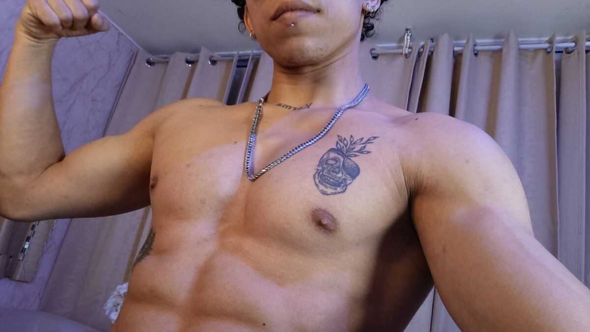 AkazaBoy_ Foto en Tendencia 5293