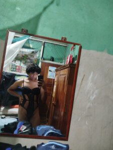 Iva_321 Public Pic 4