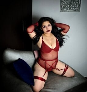 Marinasexxxのvampireの 2枚の写真