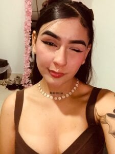 VioletBlaze Like a princess Pic