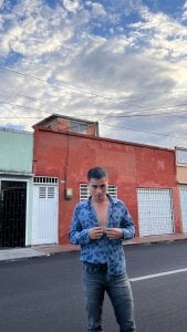 LeoMonnroe Public Poză 3