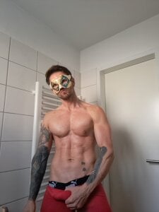 Mystery_Mark Public Foto 3