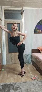 fuck_friendsxxx isa in leggings and heels Hình 4