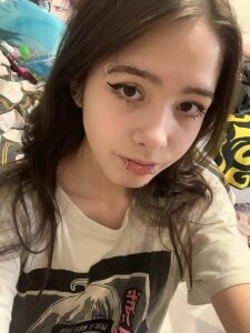 VallieOgren It’s me) Pic 3