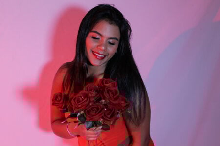 Liss-Reyes Dangerous Curves & Red Lace 🍒🌹 Pic 5