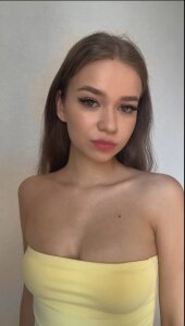 Vivian_NayytBeautiful Bild 4