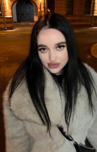 AlyaHart Public Pic 4