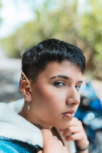 AlanRed_ Quiet, but with a thousand sins. 😈🔥🖤 Pic