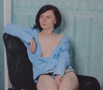 Lena_Paulles Here for you from day till night ;) Pic 3