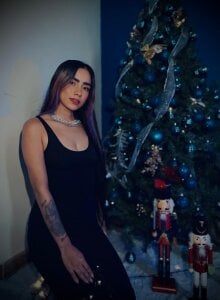 VioletCabally Christmas Pic 3