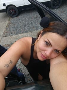 AmyShaky Public Pic 3