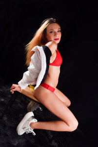 Hellen_Summer Public Pic 3