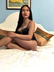 AlexaSuarez Black Foto 2