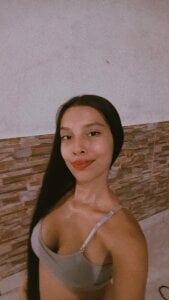 Emmy_sexx1 Public Pic 3