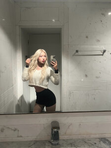 kimryuu Your favorite gym girl😈🔥 Foto 3