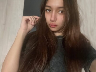 TeodoraChampy the shine of my incredible eyes😍 Pic