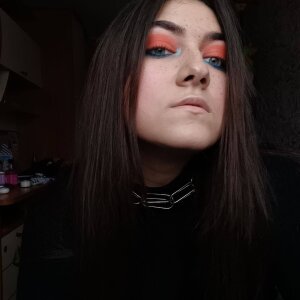 BustyLitaPublic Bild 2