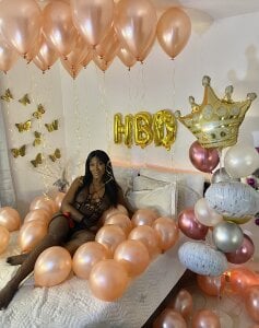 AshailaXxxのHappy birthdayの 3枚の写真