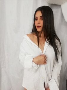 Emily_Guerra1 Public Pic 3