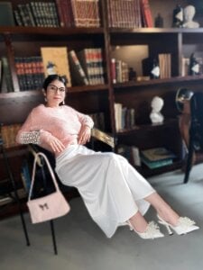 Aurora_and_the_beast just me... Pic 2