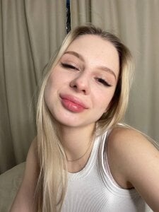 MonaChasey cutie Pic 7