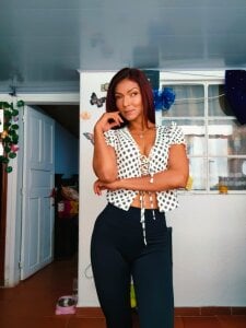 HannaPetit Casul day🤍🖤 Foto 2