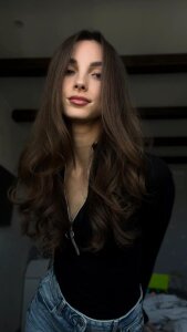 MelissaRyan Public Pic 4