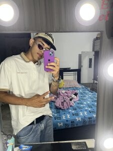 kennyonly_ Public Pic 3