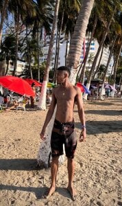 Ethan_Fox11: Cute summer 🕶️☀️ ( 3 фото)