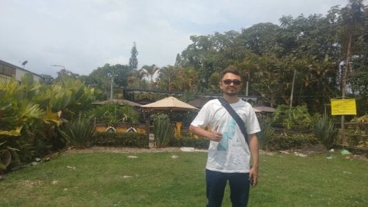 ZonaHOT420 Public Pic 9