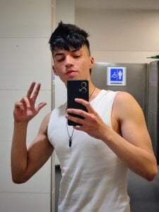 apolocarter Casual 😘 Pic 2