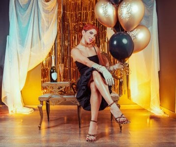 Alice_Barry Christmas Party Night Immagine  9