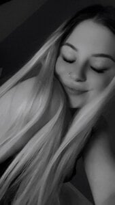 Paige_love Public Gambar