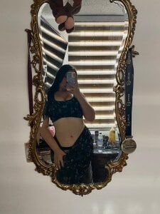 sofia_carvajal Know me Pic 2