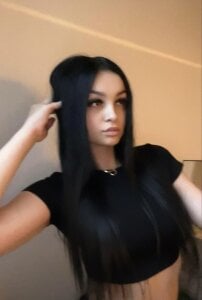 Peanaughty love is giving Poză